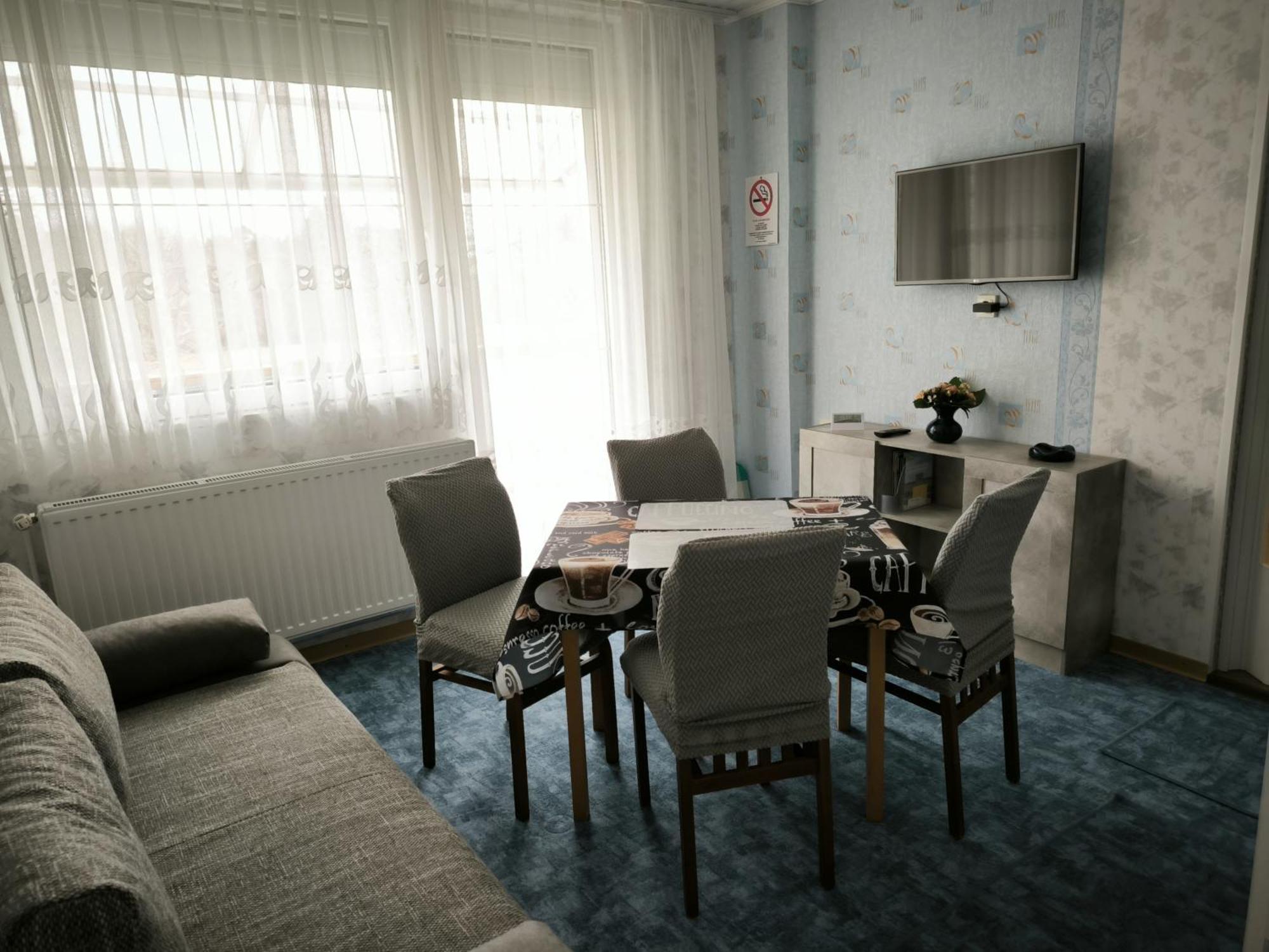 Karolin Apartman Bük Exterior foto